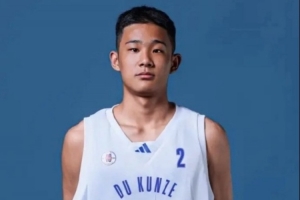 媒体人：杜锋之子杜昆泽入选2026年Jr.NBA精英训练营
